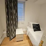 Spacious 3Br Apartment Near Top Attractions!